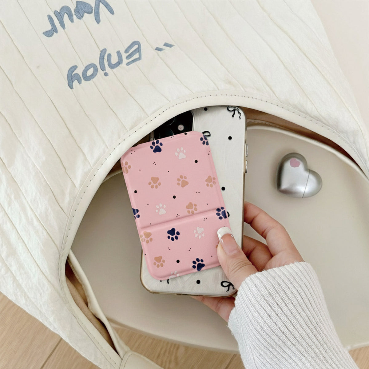 Cat Paw Folding Makeup Mirror