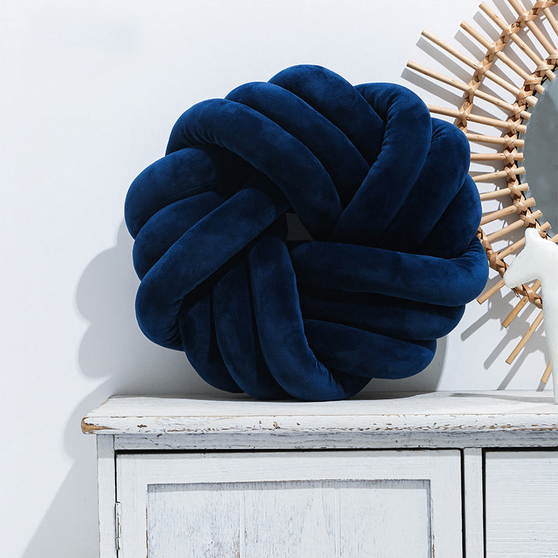 Knot Ball Decorative Pillow