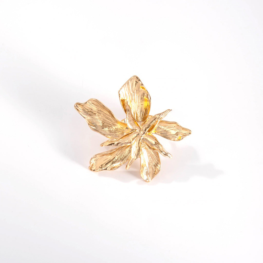 Bold 3D Flower Ring