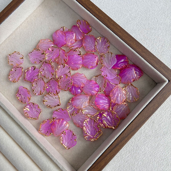 Gold-Trim Shell Leaf Beads