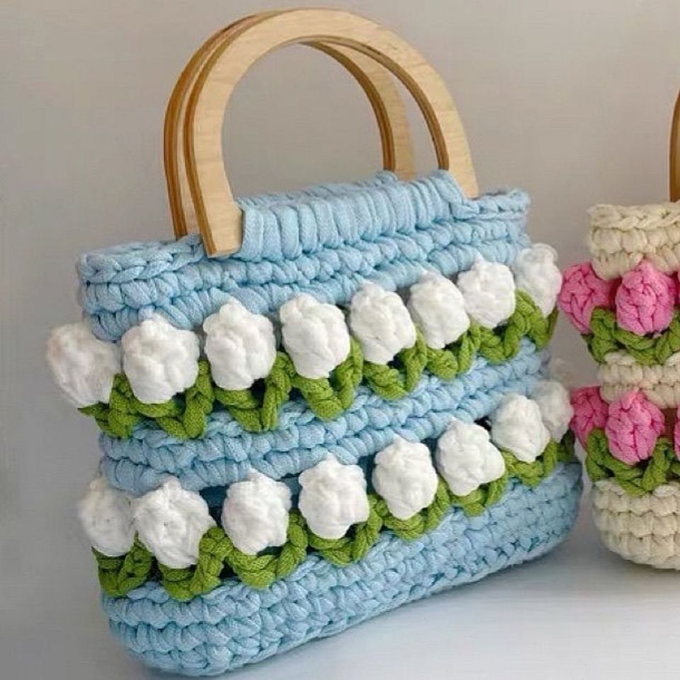 Crochet Tulip Handbag