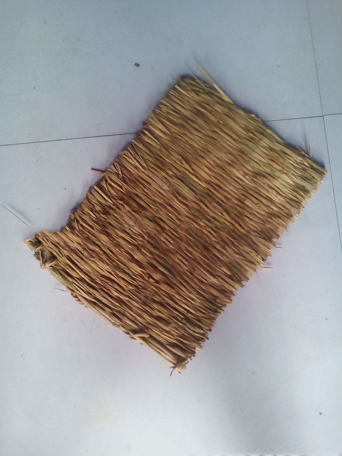 Woven Hay Mat for Small Pets