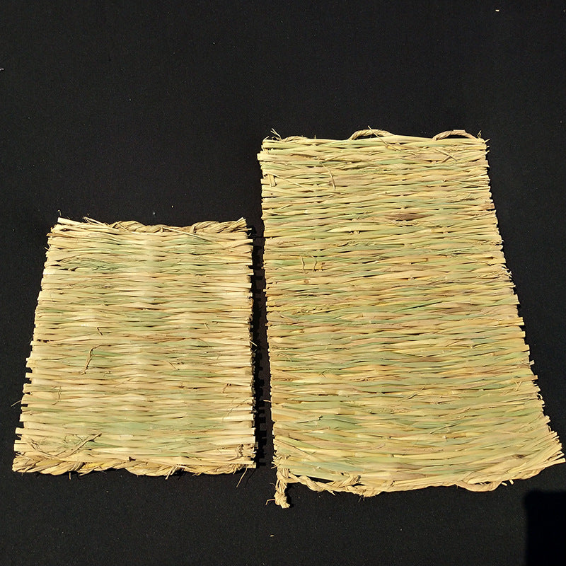 Woven Hay Mat for Small Pets
