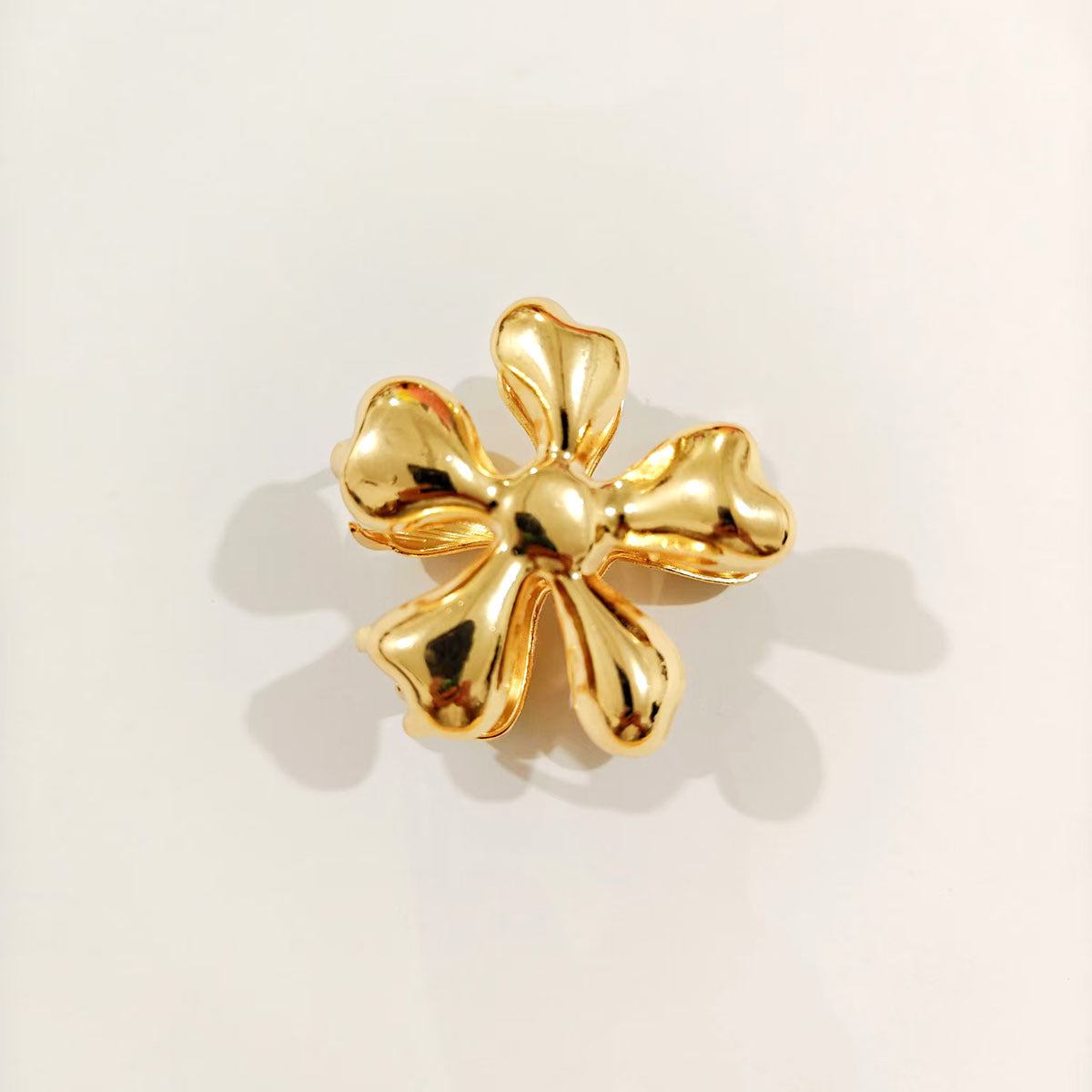 Seashell Metal Hair Claw