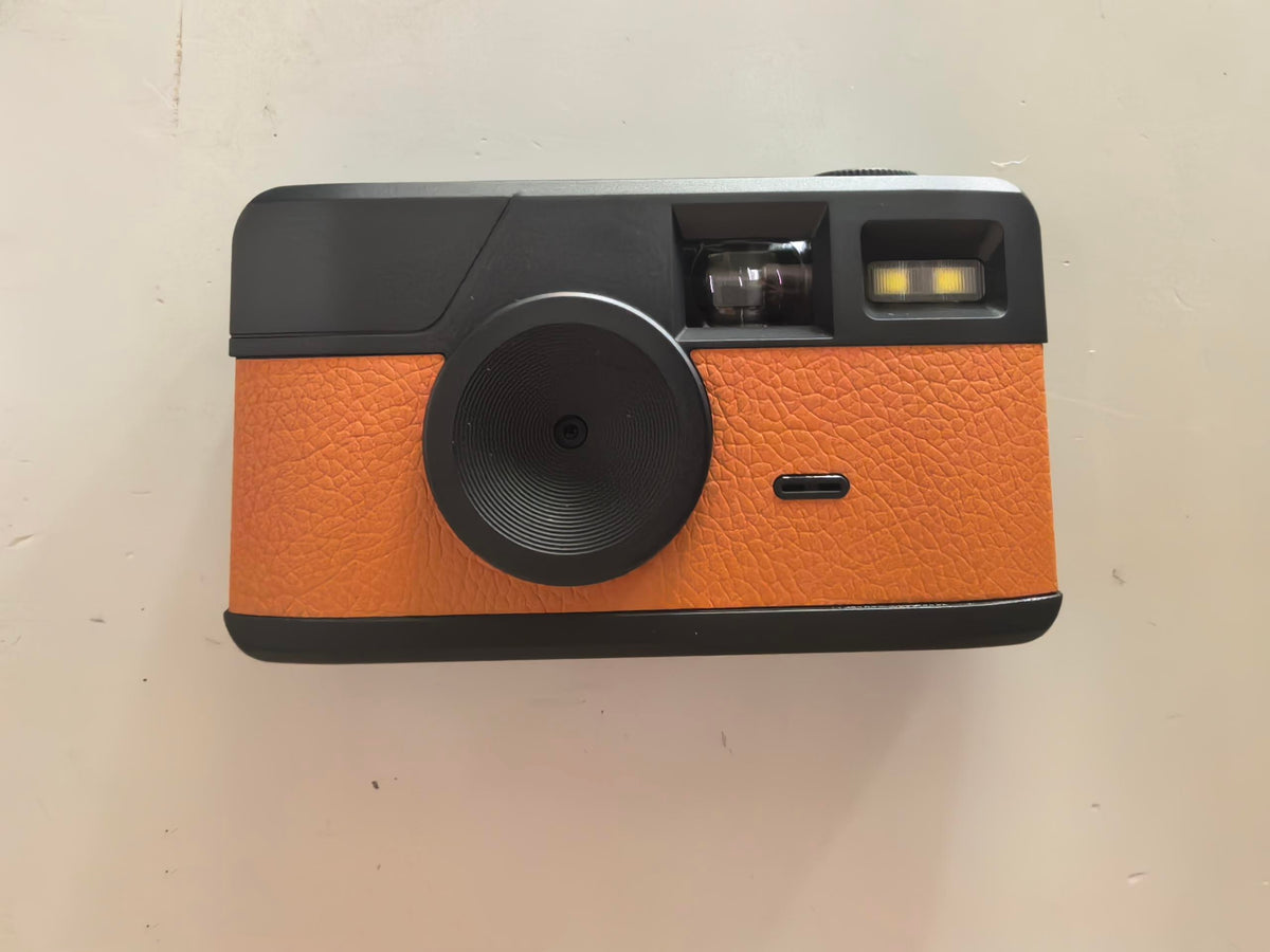 Retro Screen-Free Digital Camera