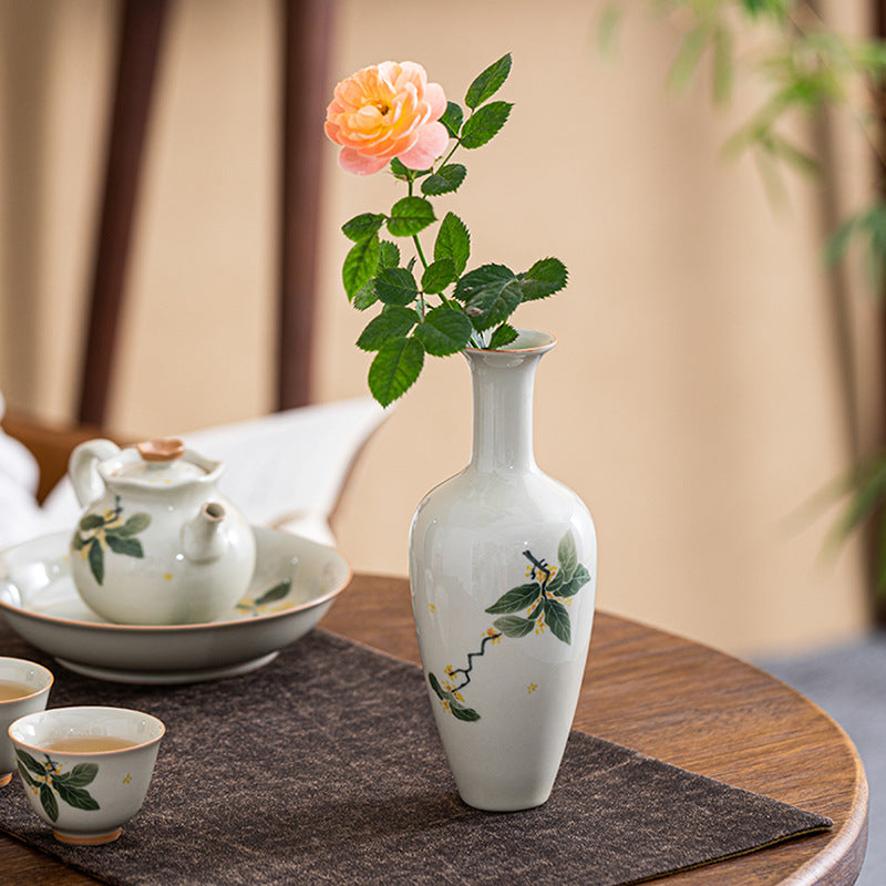 Retro Porcelain Flower Vase