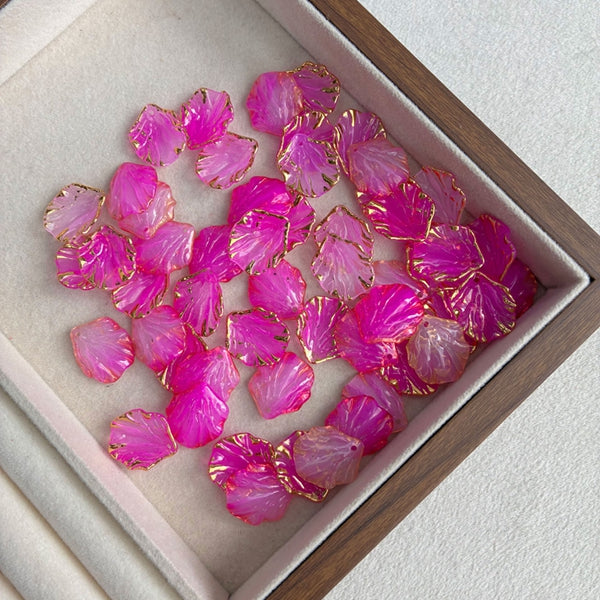 Gold-Trim Shell Leaf Beads