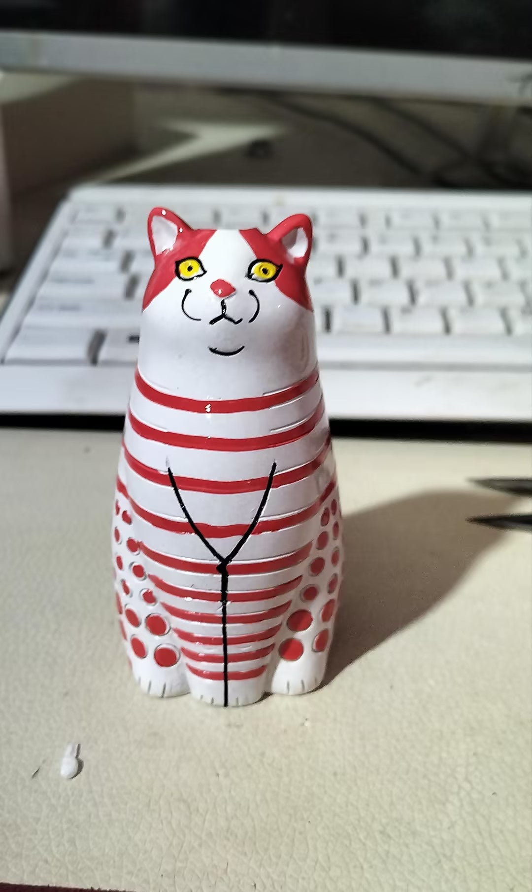 Mini Polka-Dot Cat Vase