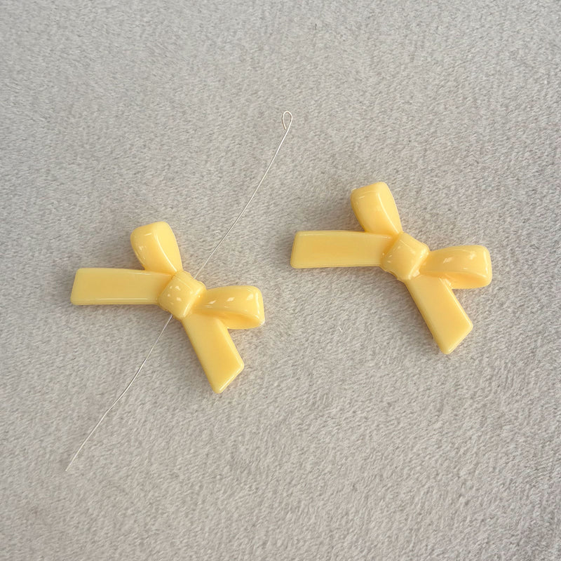 Acrylic Bow Spacer Beads