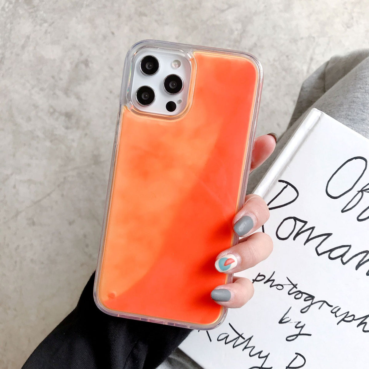 Glow-in-the-Dark Glitter Quicksand Case