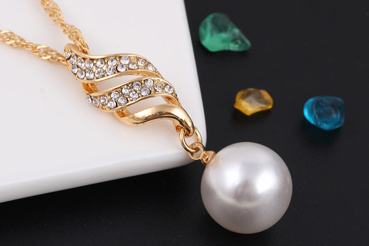 Pearl Stud Necklace & Earring Set