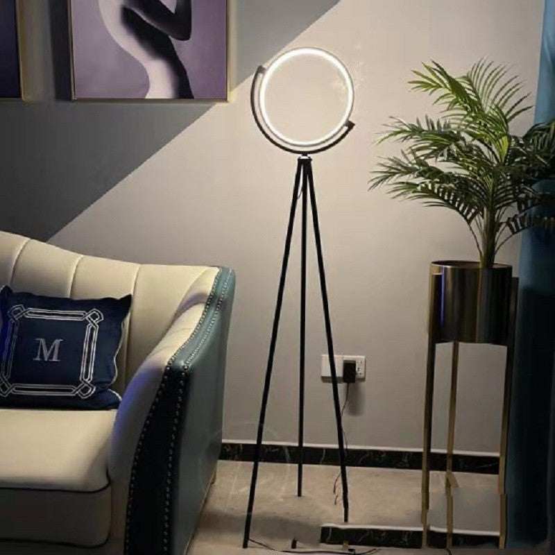 Minimalist LED Floor Lamp