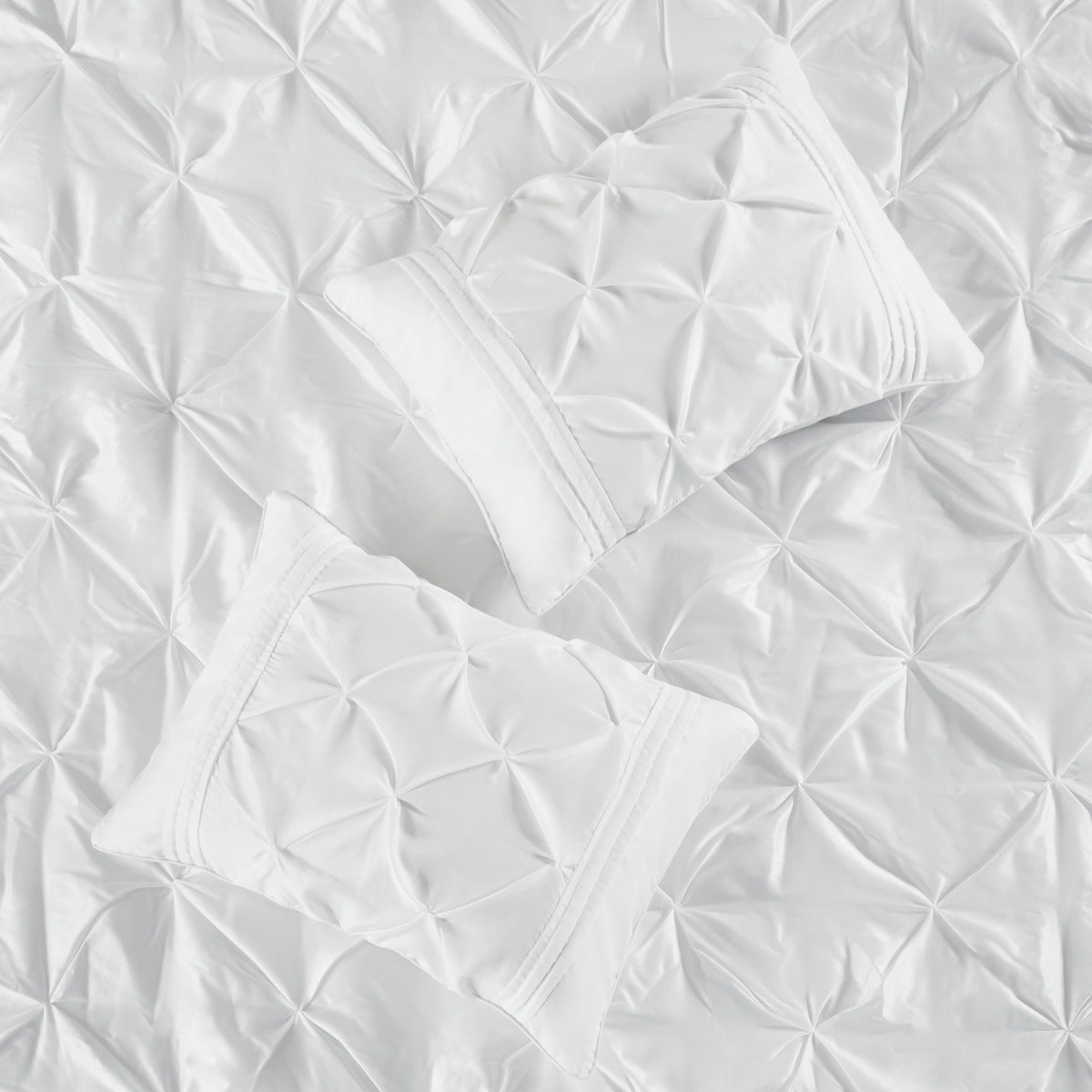 7-Piece Tufted Comforter Set (Full)