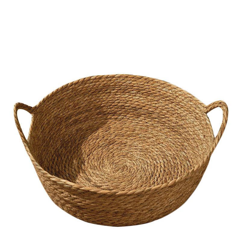 Woven Cattail Cat Bed