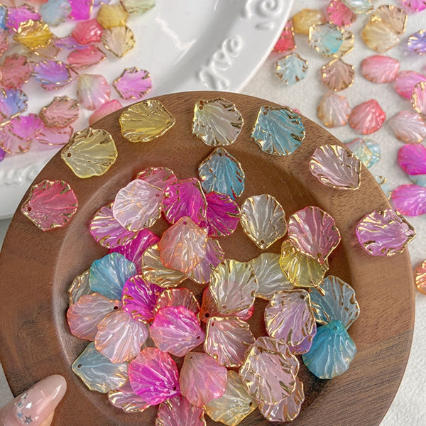 Gold-Trim Shell Leaf Beads