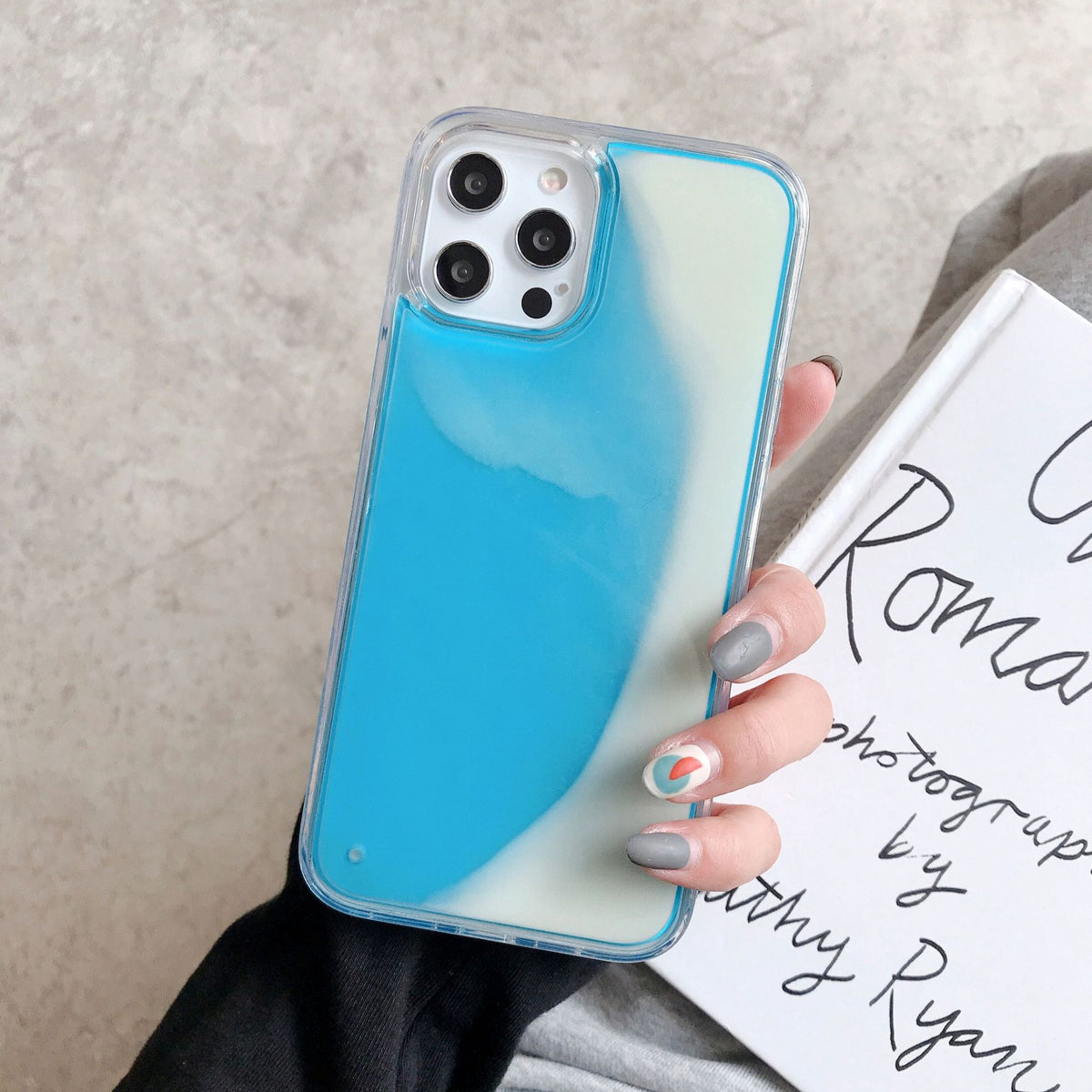 Glow-in-the-Dark Glitter Quicksand Case