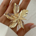 Bold 3D Flower Ring