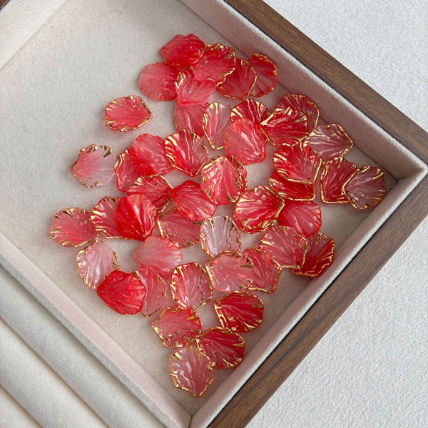 Gold-Trim Shell Leaf Beads