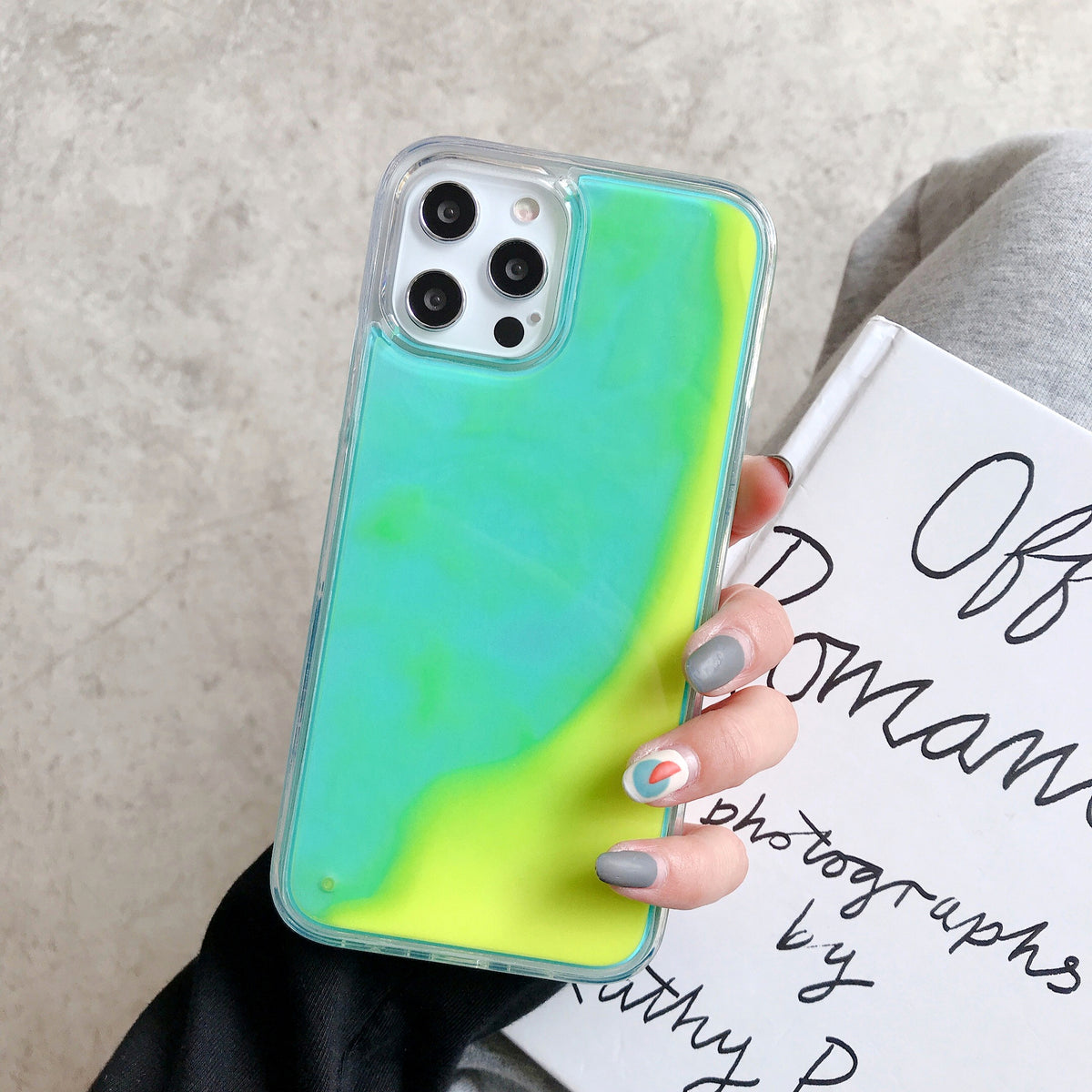 Glow-in-the-Dark Glitter Quicksand Case